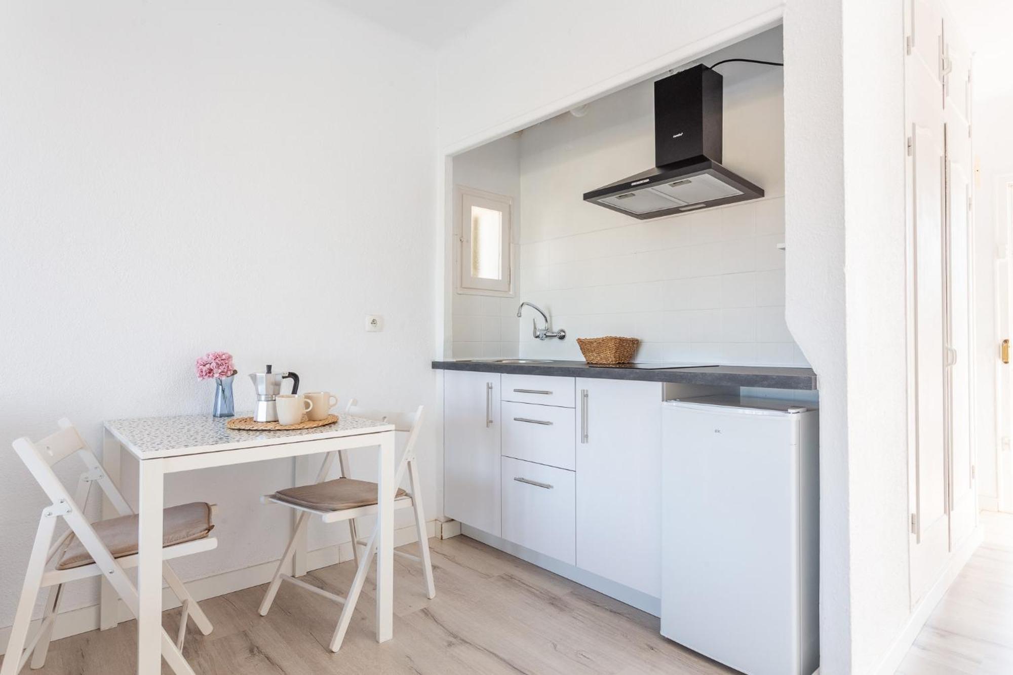 Estudio Mojito L' Escala المظهر الخارجي الصورة